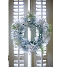 A Frosty Snow Wreath 100cm
